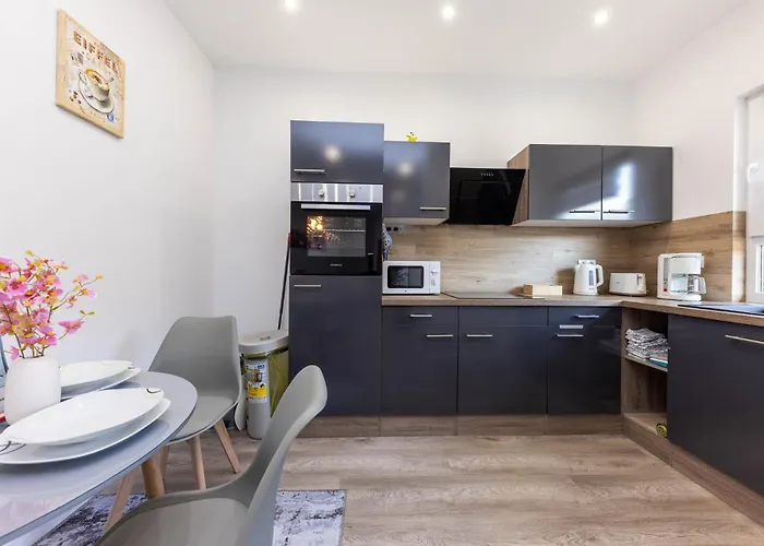 Neu I Jasmin 安德纳赫